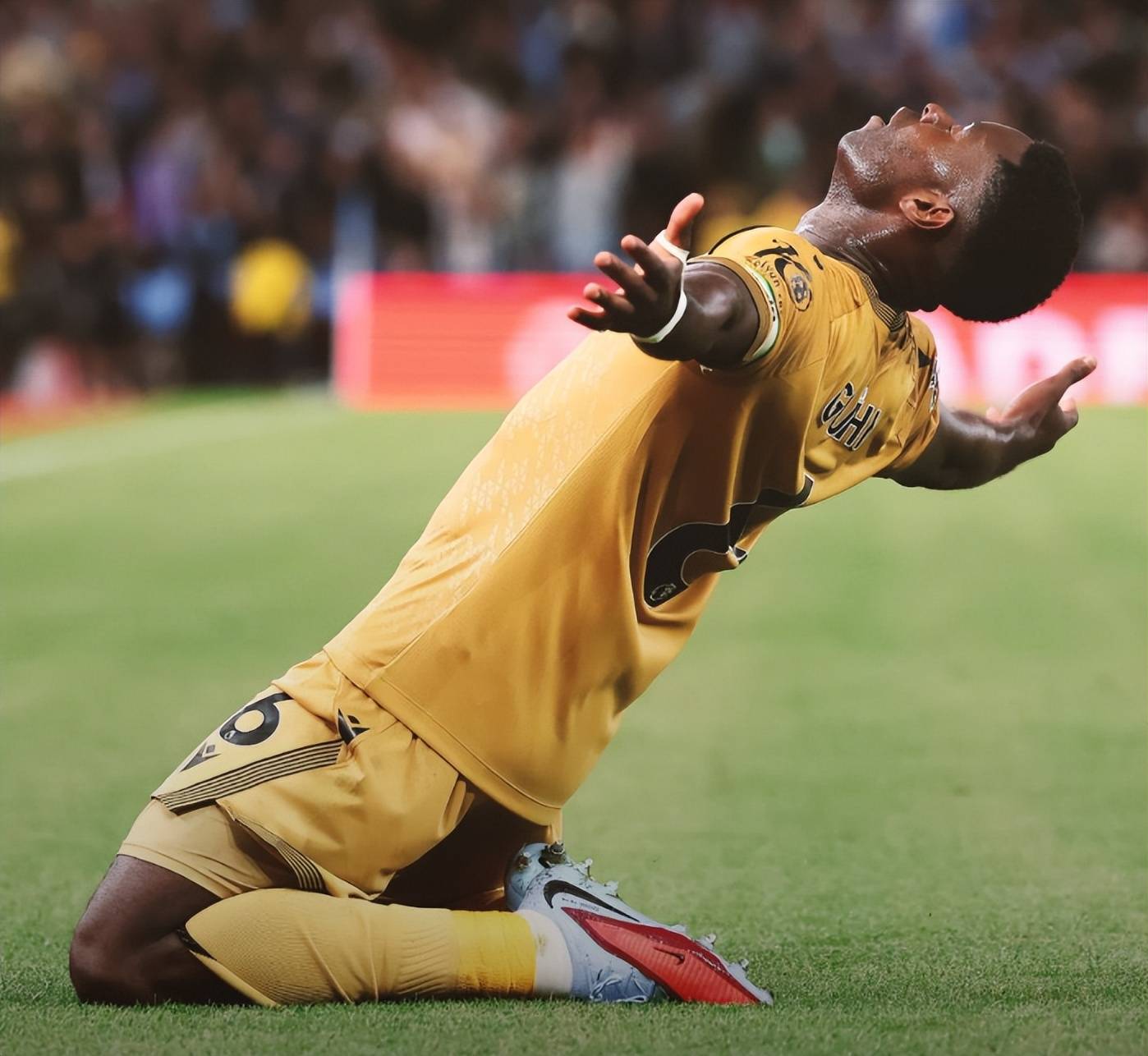 赛事-加时末段切尔西绝杀压哨——意甲节点到来，目标明确，训练强度明显提升